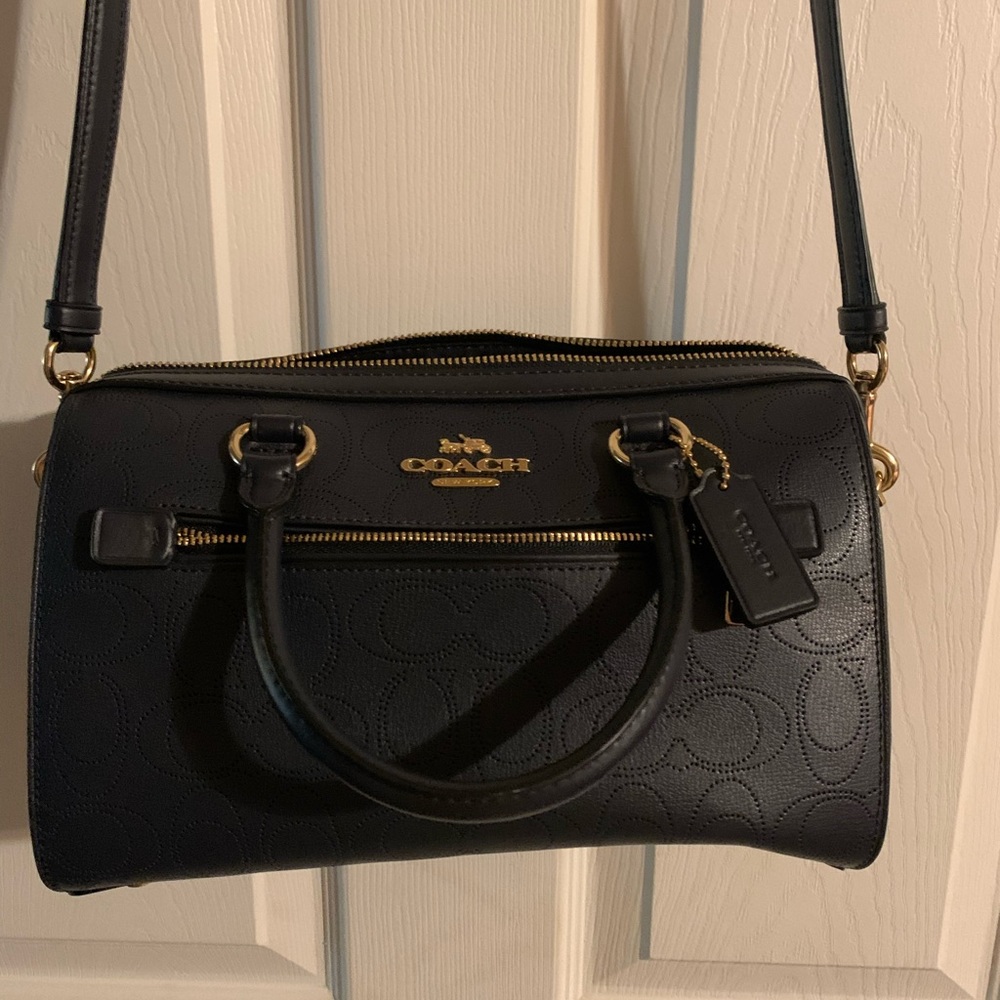 Navy Coach purse.  Very good condition